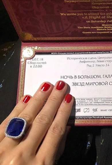 Кольцо Ксении оценили в более, чем 50 млн. рублей