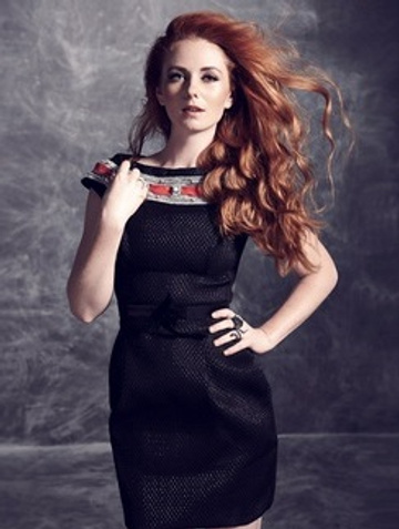 Лена Катина