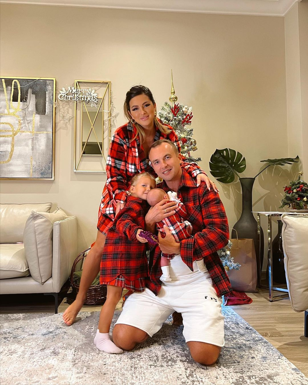 Муж Нюши «История с именем сына очень мистическая