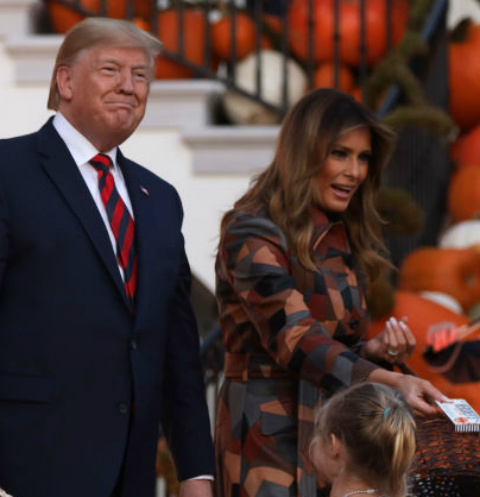 Хэллоуин в Белом доме: как отметили праздник Дональд и Мелания Трамп