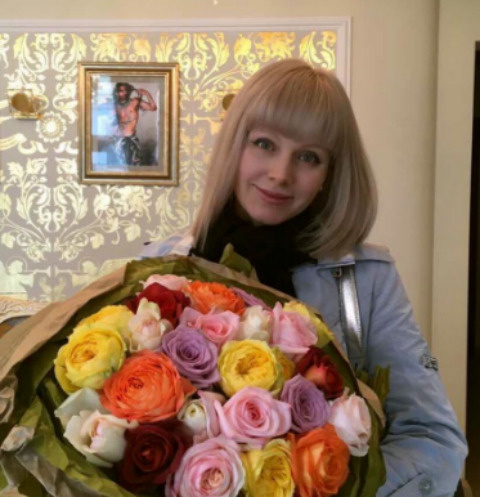 Натали воспитывает троих сыновей Натали воспитывает троих сыновей