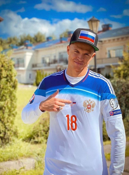 Дмитрий Тарасов оставил спорт из-за травмы 