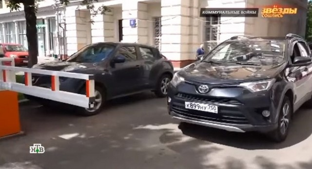 Прохор теперь спокойно заезжает на парковку, вот только не все соседи довольны этим