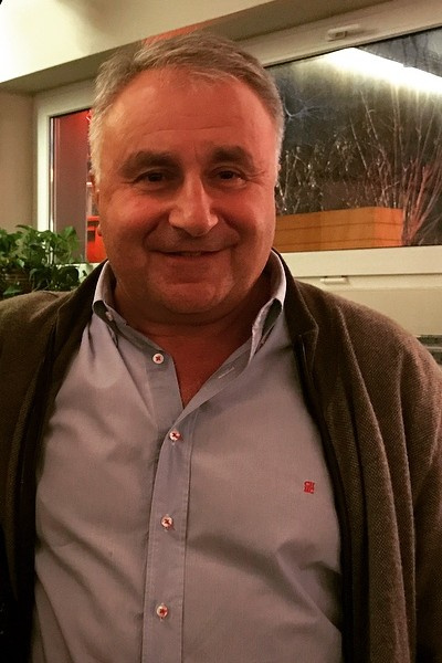 Вчера Леонид Верещагин позвал Вячеслава Тельнова на прогулку Вчера Леонид Верещагин позвал Вячеслава Тельнова на прогулку