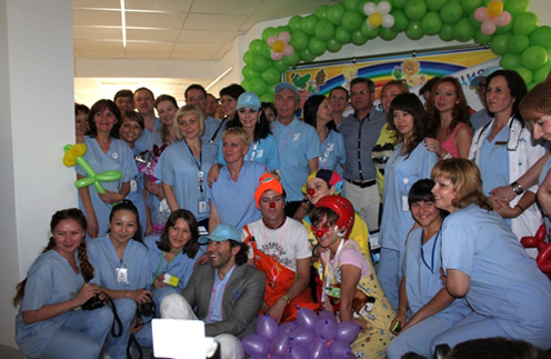 С врачами детской кардиологической больницы и губернатором Астраханской области