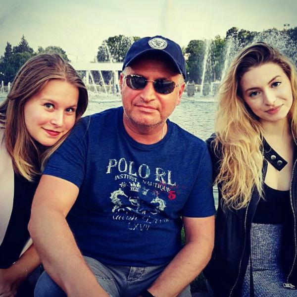 Леонид Агутин с дочками Полиной и Лизой