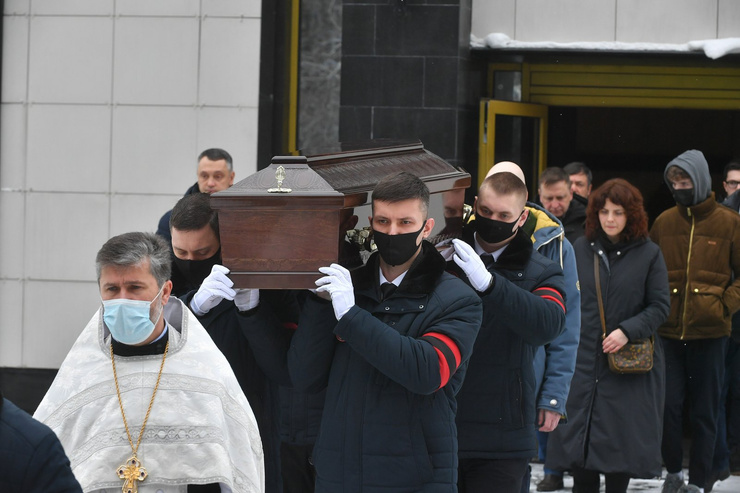 Похоронят артиста на Троекуровском кладбище