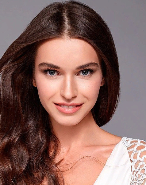 Анна Дурицкая завоевала титул третьей вице-мисс на конкурсе красоты