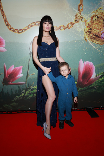 Нелли Ермолаева с сыном 