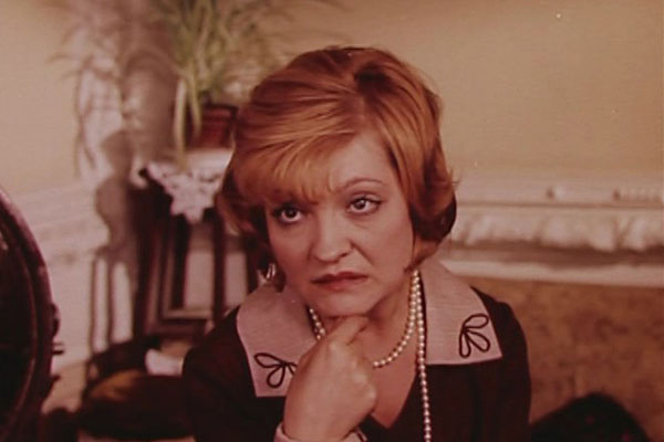 Раиса Мухаметшина в комедии «Долой коммерцию на любовном фронте, или Услуги по взаимности», 1988 год