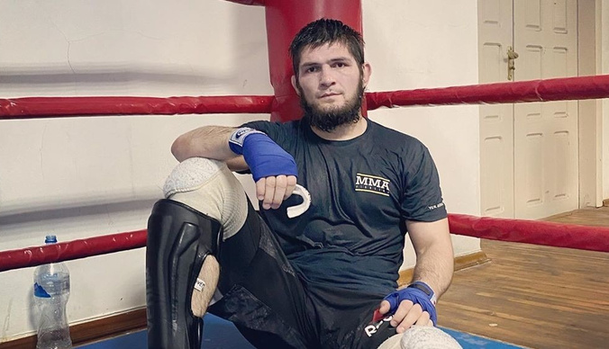 Хабиб Нурмагомедов первым прокомментировал смерть папы