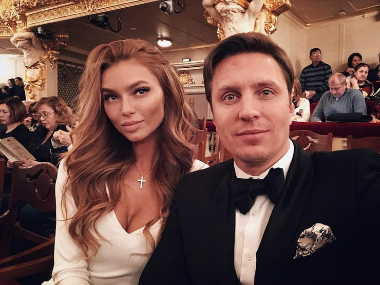 Александр Белов с женой Ульяной