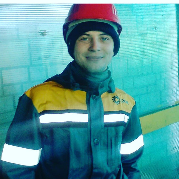 27-летний Сергей Фондеранцев тоже не смог выбраться из злосчастной шахты