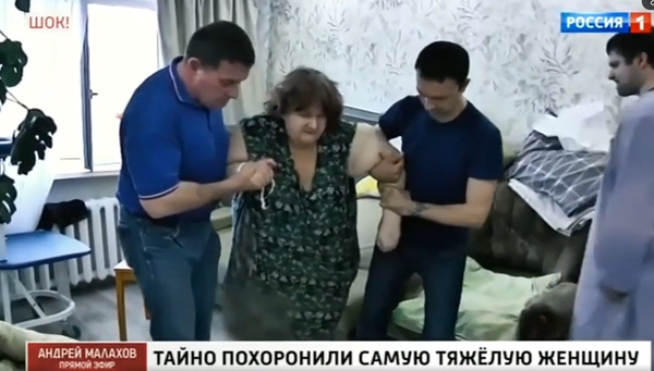 Нурдинова пыталась начать ходить самостоятельно Нурдинова пыталась начать ходить самостоятельно