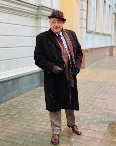 Евгений Петросян