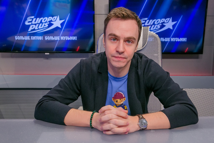 Стиль жизни: «Идите в жопу»: stand-up комик Иван Абрамов нахамил сотрудникам банка – фото №1 Стиль жизни: «Идите в жопу»: stand-up комик Иван Абрамов нахамил сотрудникам банка – фото №1