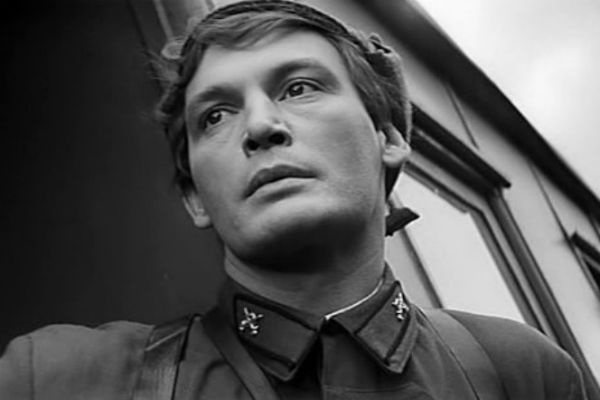 Актер сыграл десятки ярких ролей в кино