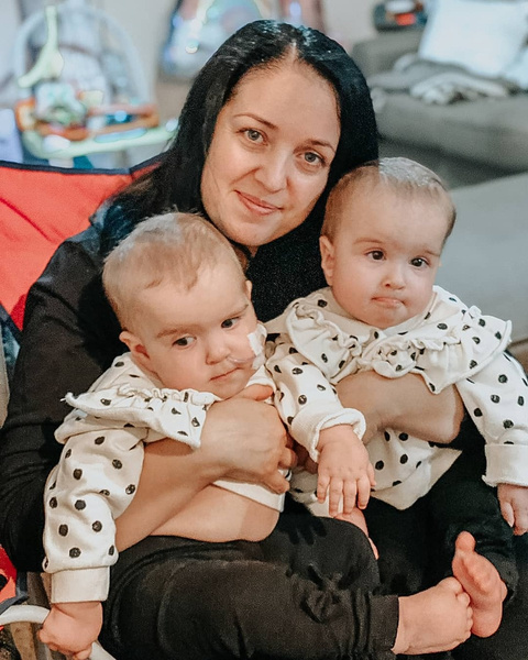 Лилия Бачинская с дочерьми