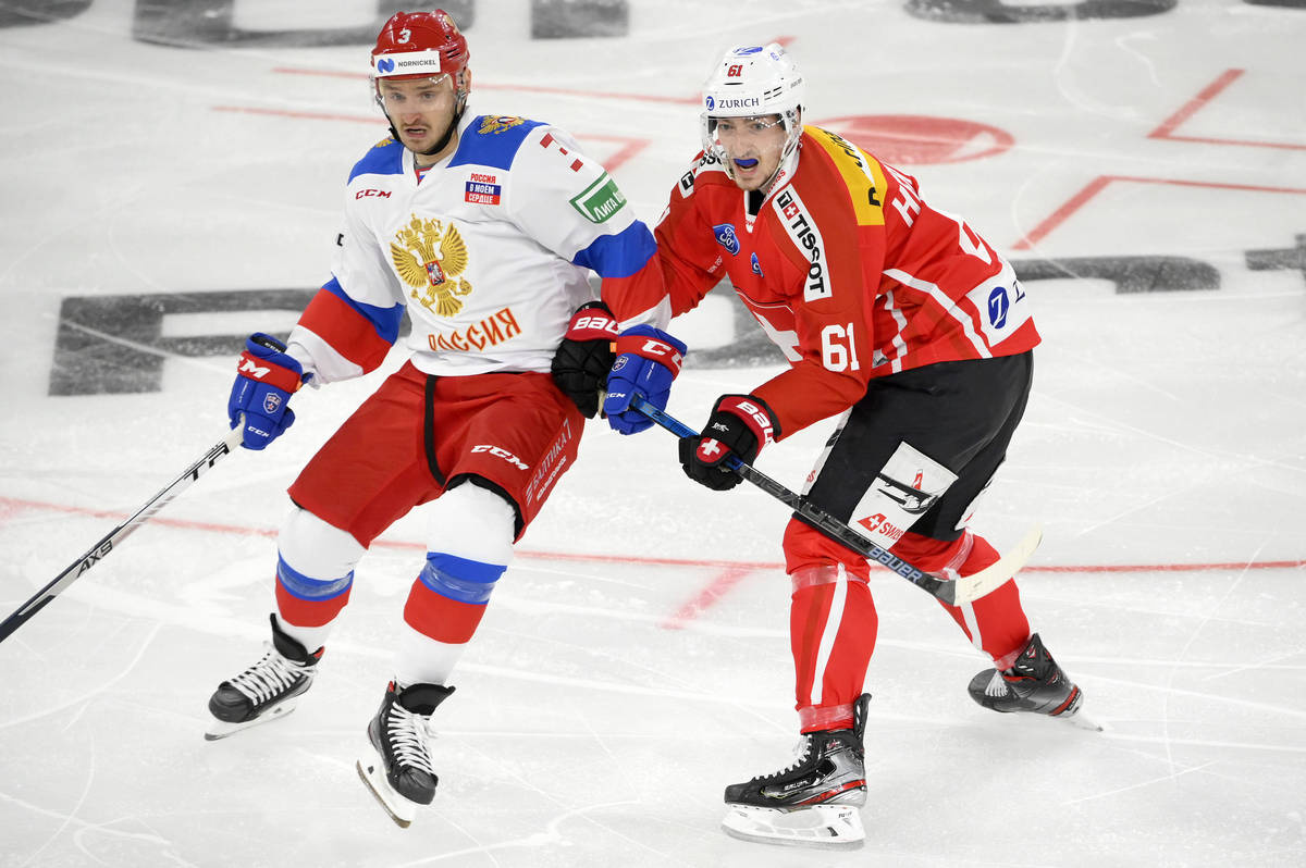 Хоккей матчи чм россия. Россия против Канады хоккей. Юниорский по хоккею Чемпионат 2017.