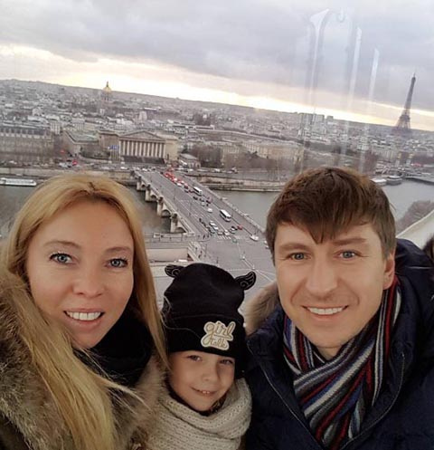 Татьяна Тотьмянина, Алексей Ягудин и их старшая дочь Лиза