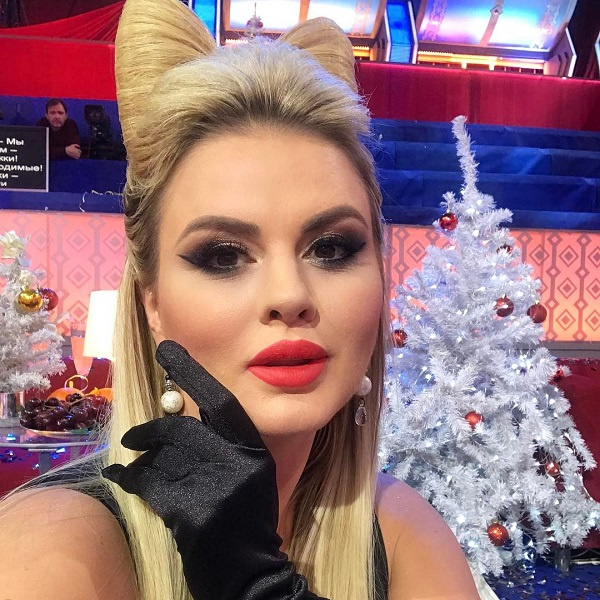 Анна Семенович Анна Семенович