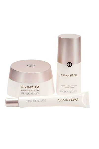 Визажист создавал образ Светланы Устиновой с помощью сыворотки Armani Prima Визажист создавал образ Светланы Устиновой с помощью сыворотки Armani Prima