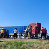 Фуры смяли микроавтобус, погибло 16 человек. Кадры страшной аварии в Ульяновской области