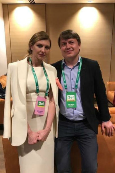 На протяжении всей предвыборной кампании Елена поддерживала мужа и его сторонников