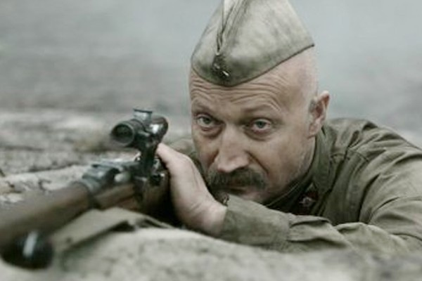 Куценко органично чувствует себя в военной форме Куценко органично чувствует себя в военной форме