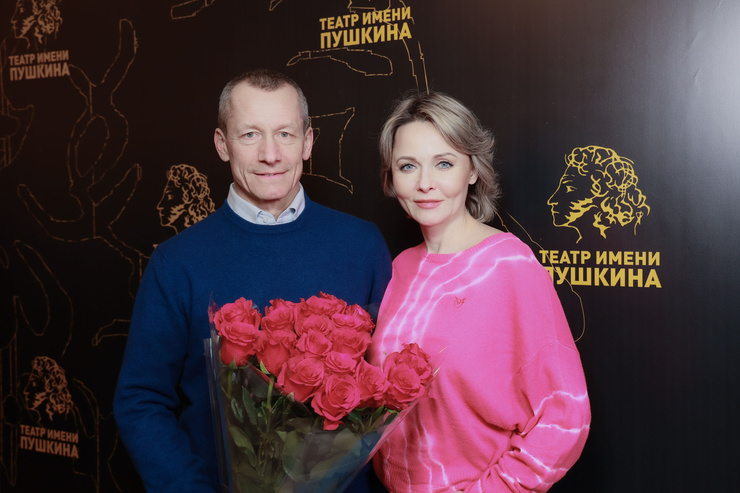 Дарья Повереннова с супругом Андреем Шароновым