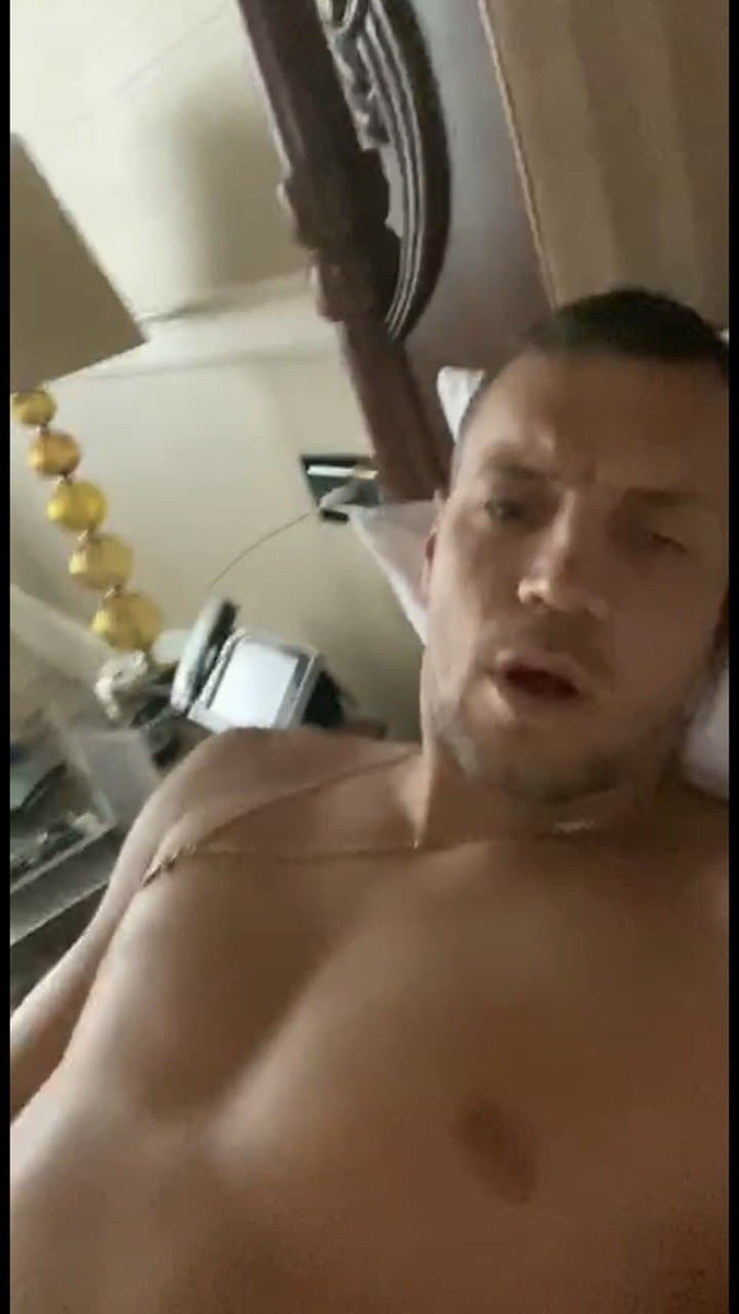Артем Дзюба Дрочит На Видео