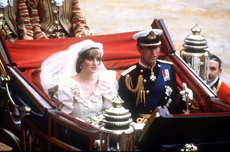 40 лет со свадьбы Дианы и Чарльза. Почему сказочная церемония обернулась для принцессы кошмаром