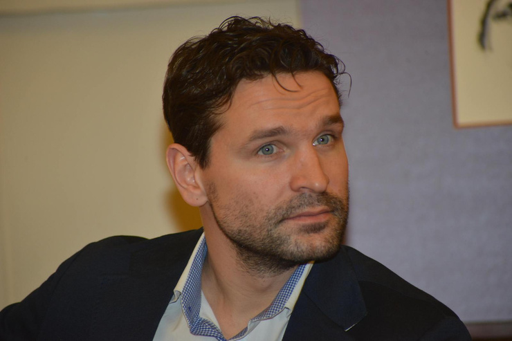 Виктор Добронравов Виктор Добронравов