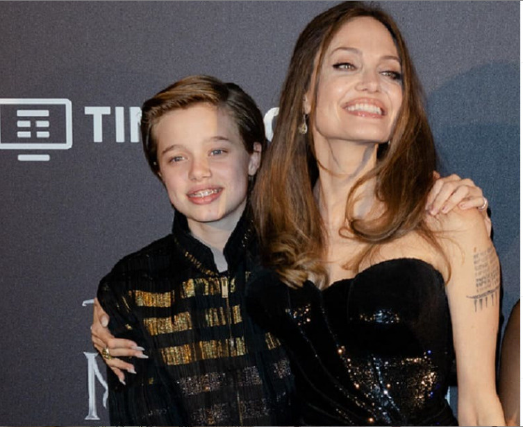 Анджелина Джоли И Ее Семья Фото