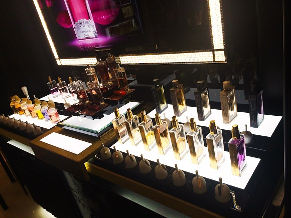 Корнер Guerlain в ГУМе
