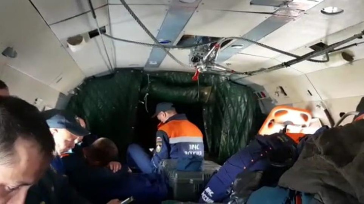 Спасателям предстоит найти тела пассажиров и членов экипажа