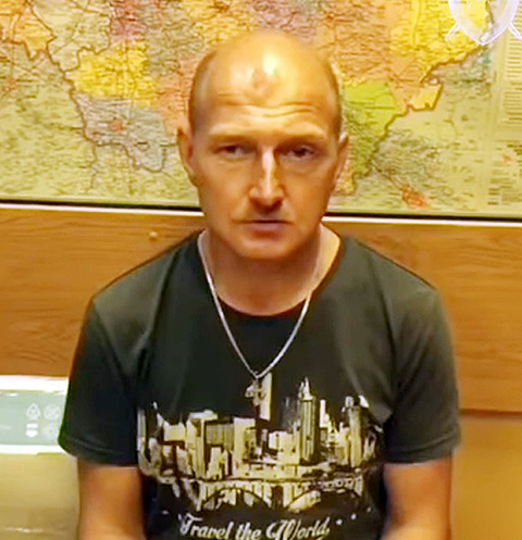 Андрей Ежов