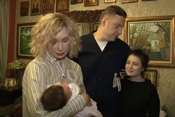 Сейчас Татьяна Васильева, ее сын и невестка счастливы воспитывать маленькую Мирру