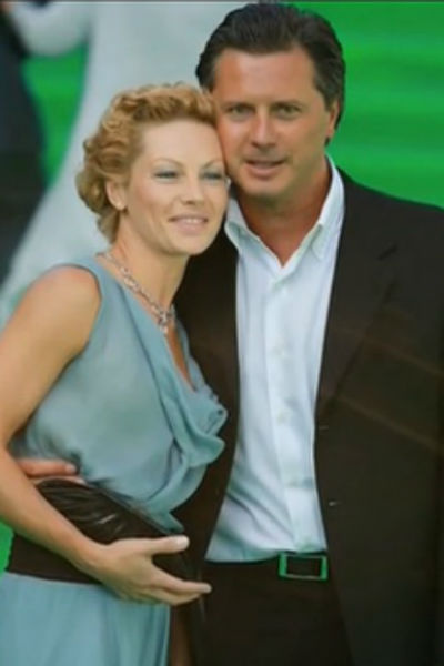 Алена вышла замуж за Эдуарда в 2001 году