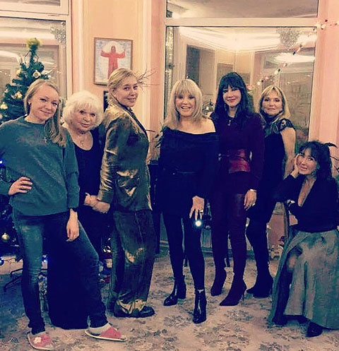 Алла Пугачева и Арина Шарапова на домашней вечеринке Алла Пугачева и Арина Шарапова на домашней вечеринке
