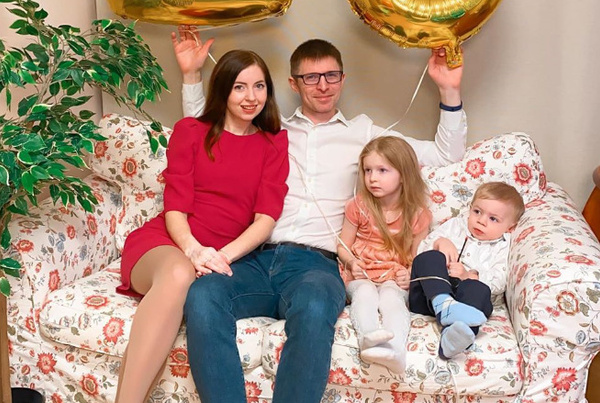 После смерти мужа Диденко осталась с двумя маленькими детьми на руках