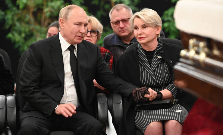 Путин поддержал близких Зиничева Путин поддержал близких Зиничева