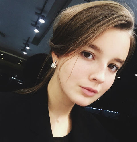 Александра Стриженова