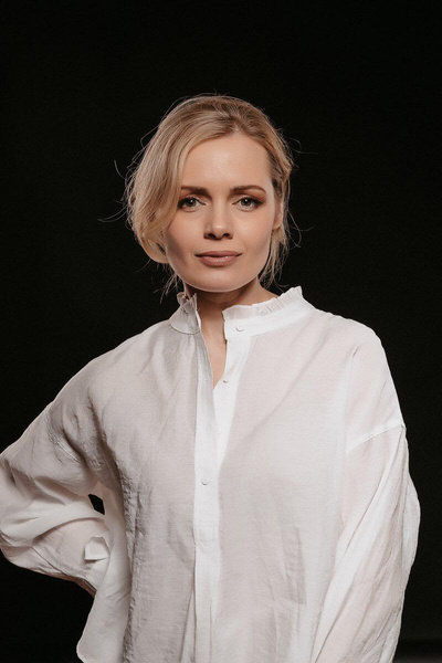 Анна миклош биография личная жизнь семья Анна Миклош о пережитом аборте: "Теперь я знакома с чувством вины. Для актера эт