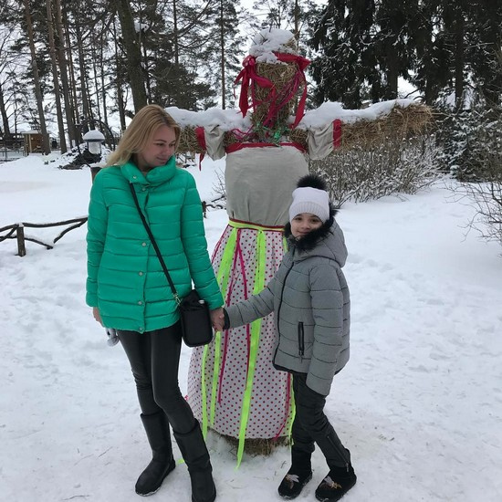 Матерью девочки стала супруга рокера Ольга Матерью девочки стала супруга рокера Ольга