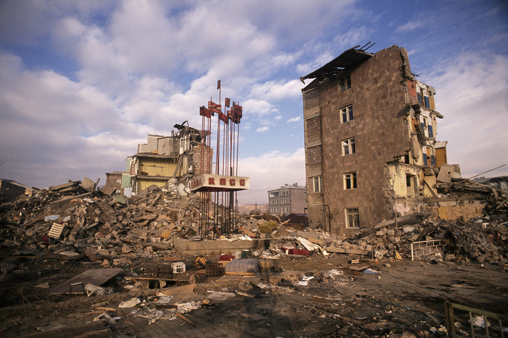 7 декабря 1988-го северная часть республики превратилась в руины